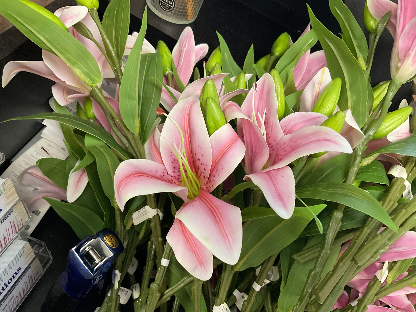 13" Lily Stem