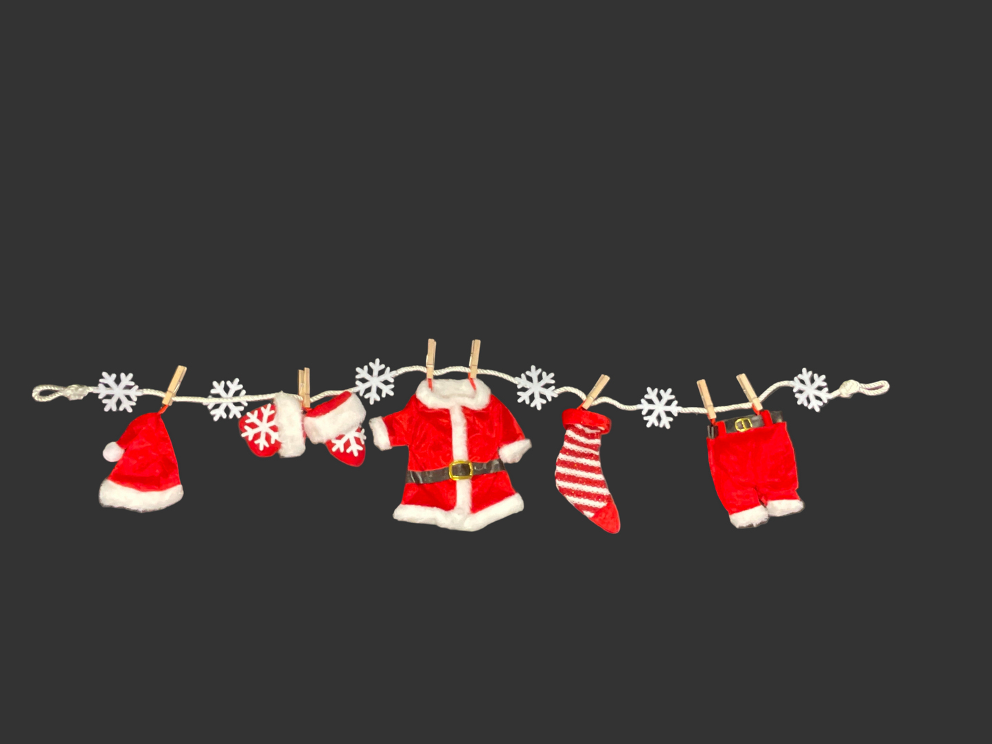 Santa’s Laundry Garland
