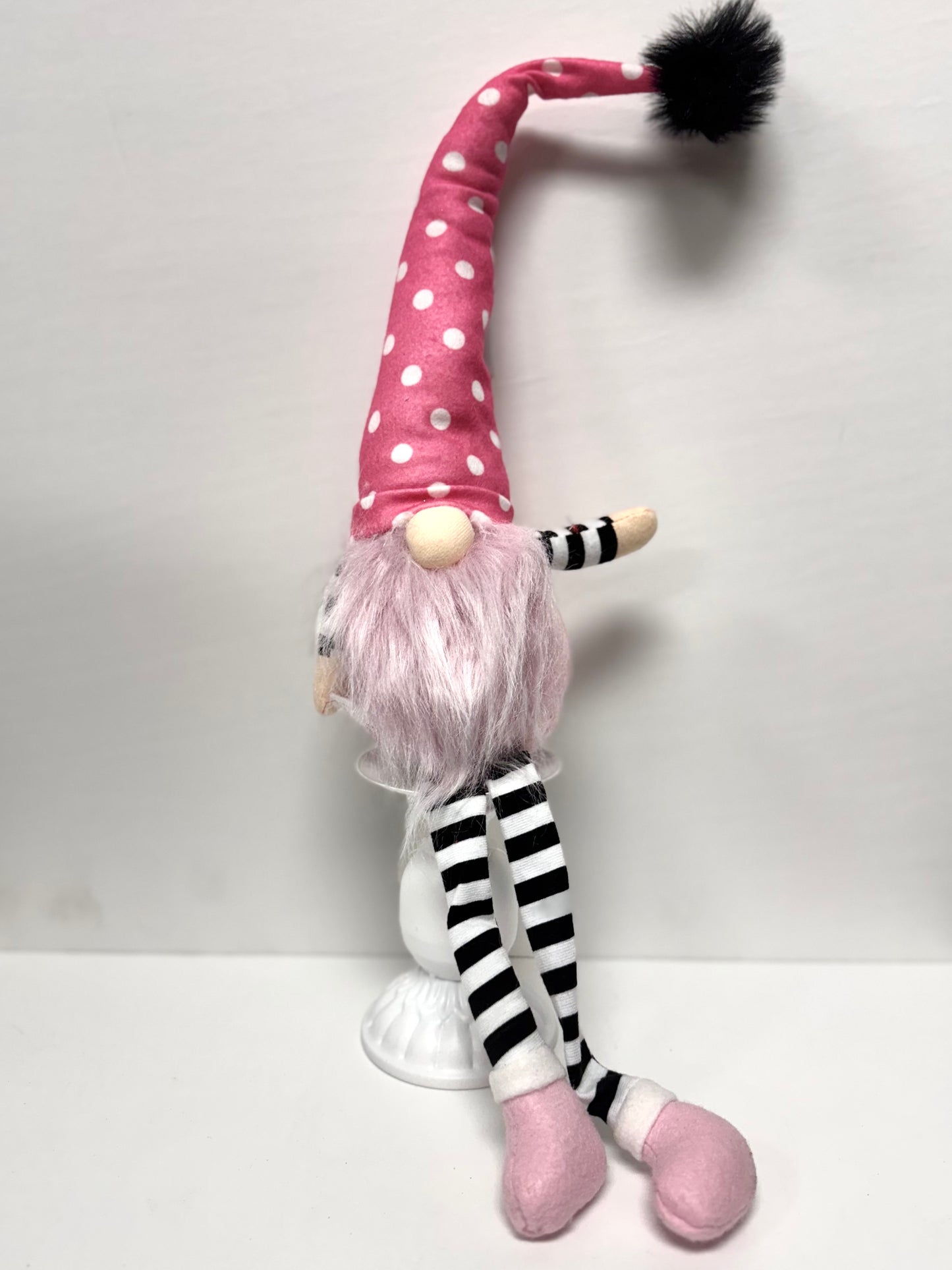 17.5"Hx4"L Sitting Valentine Gnomes - Assortment