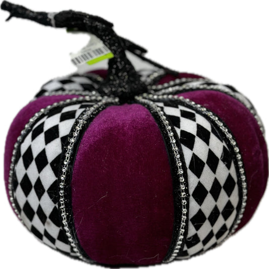 Velvet Harlequin Rhinestone Pumpkin H6 Black/White/Pink