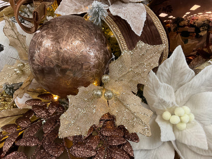 Burlap Holly Leaf